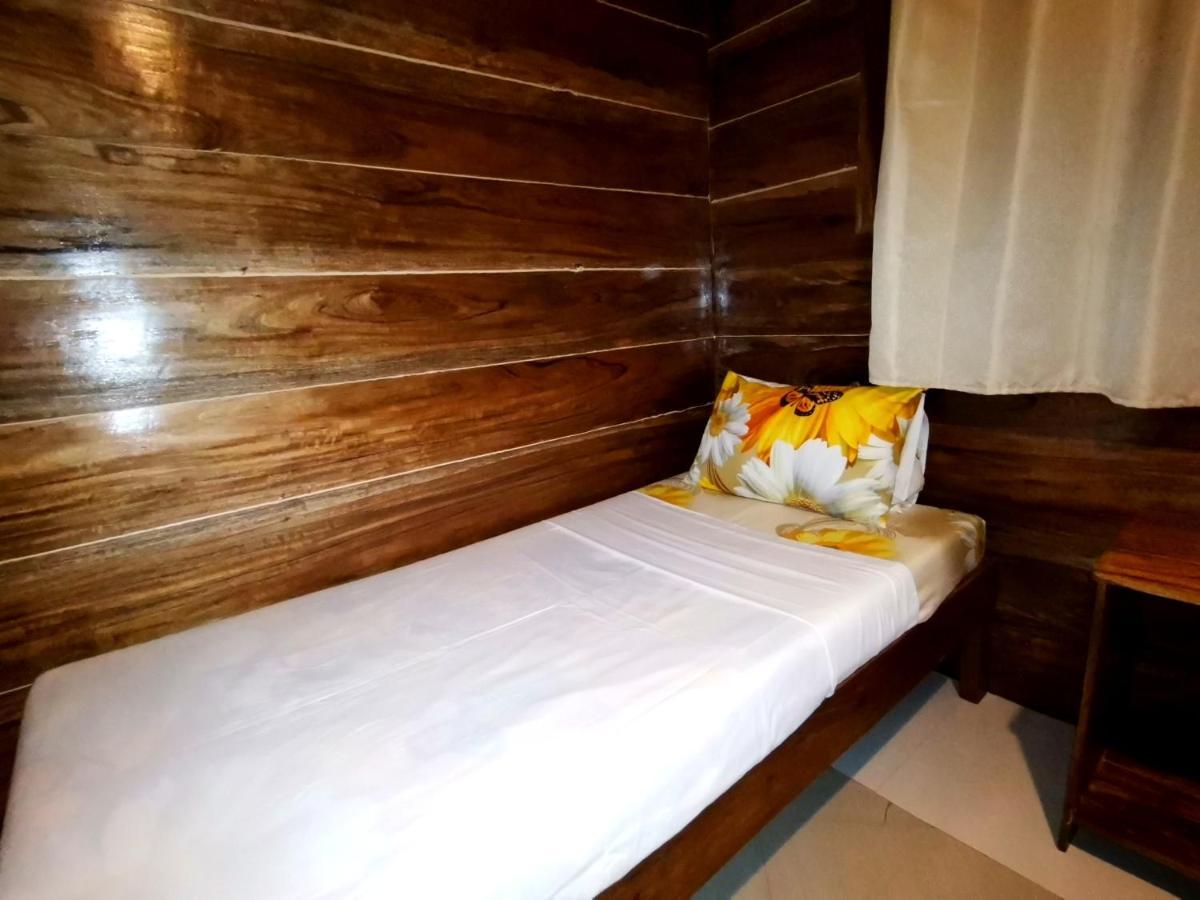 Lady Ghagha Room Rentals ซาน วิเซนเต ภายนอก รูปภาพ