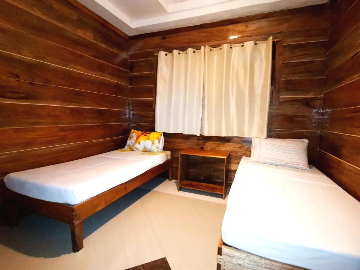 Lady Ghagha Room Rentals ซาน วิเซนเต ภายนอก รูปภาพ