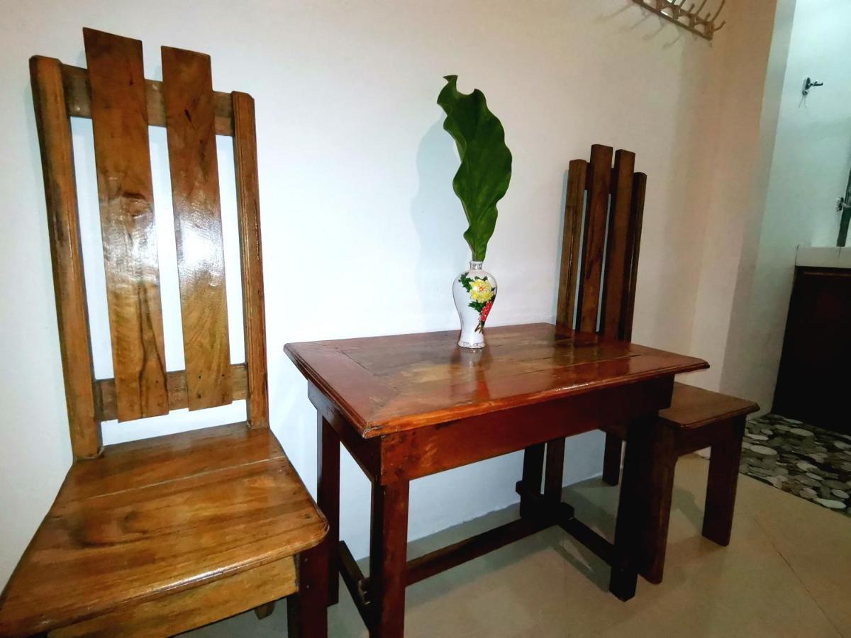 Lady Ghagha Room Rentals ซาน วิเซนเต ภายนอก รูปภาพ