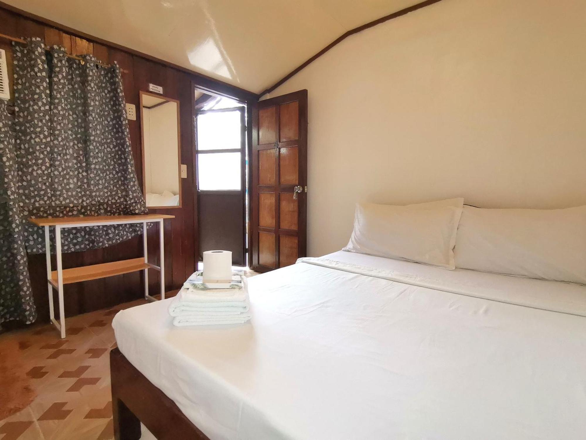 Lady Ghagha Room Rentals ซาน วิเซนเต ภายนอก รูปภาพ
